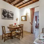 Iflat Antonella House Trevi Terrace Hideaway 4*