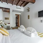 Iflat Antonella House Trevi Terrace Hideaway 4*